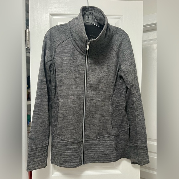 Lululemon Zip Up - Picture 3 of 4